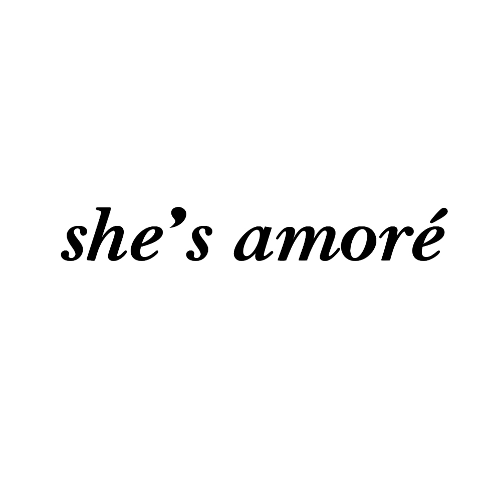 She's Amoré logo